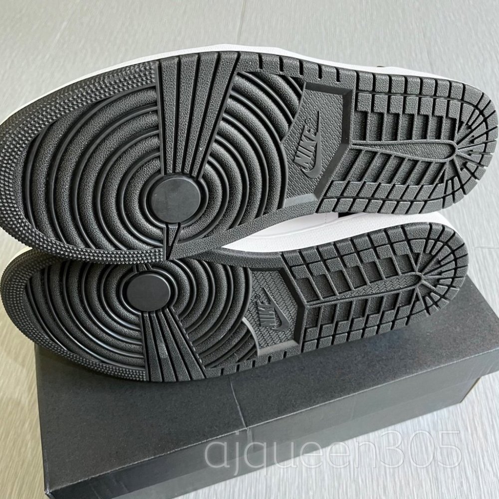 Air Jordan 1 Low Shadow - Picture 8 of 8